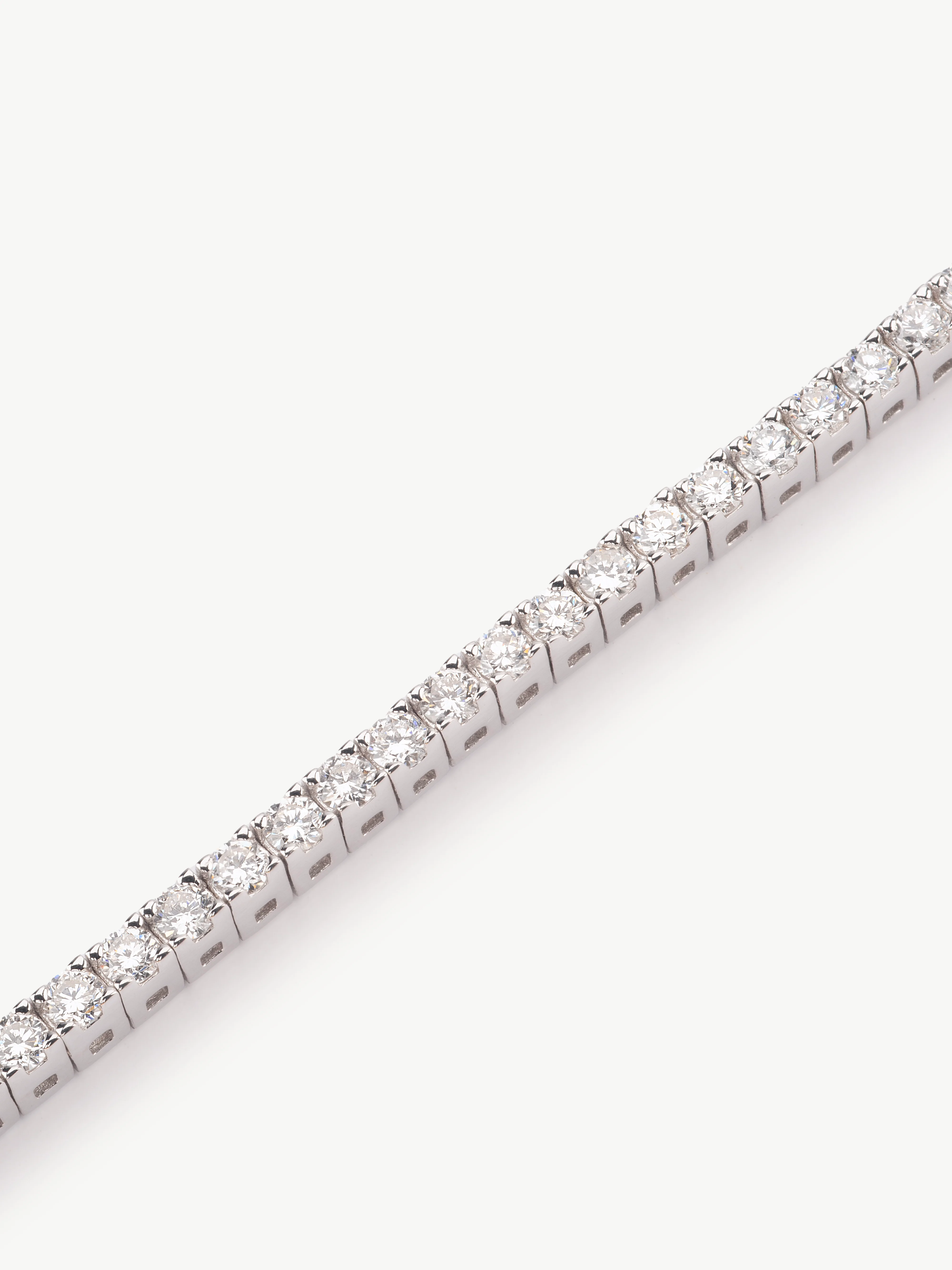 Classic Diamond Tennis Bracelet 2.35ct to 2.52ct - Image 11