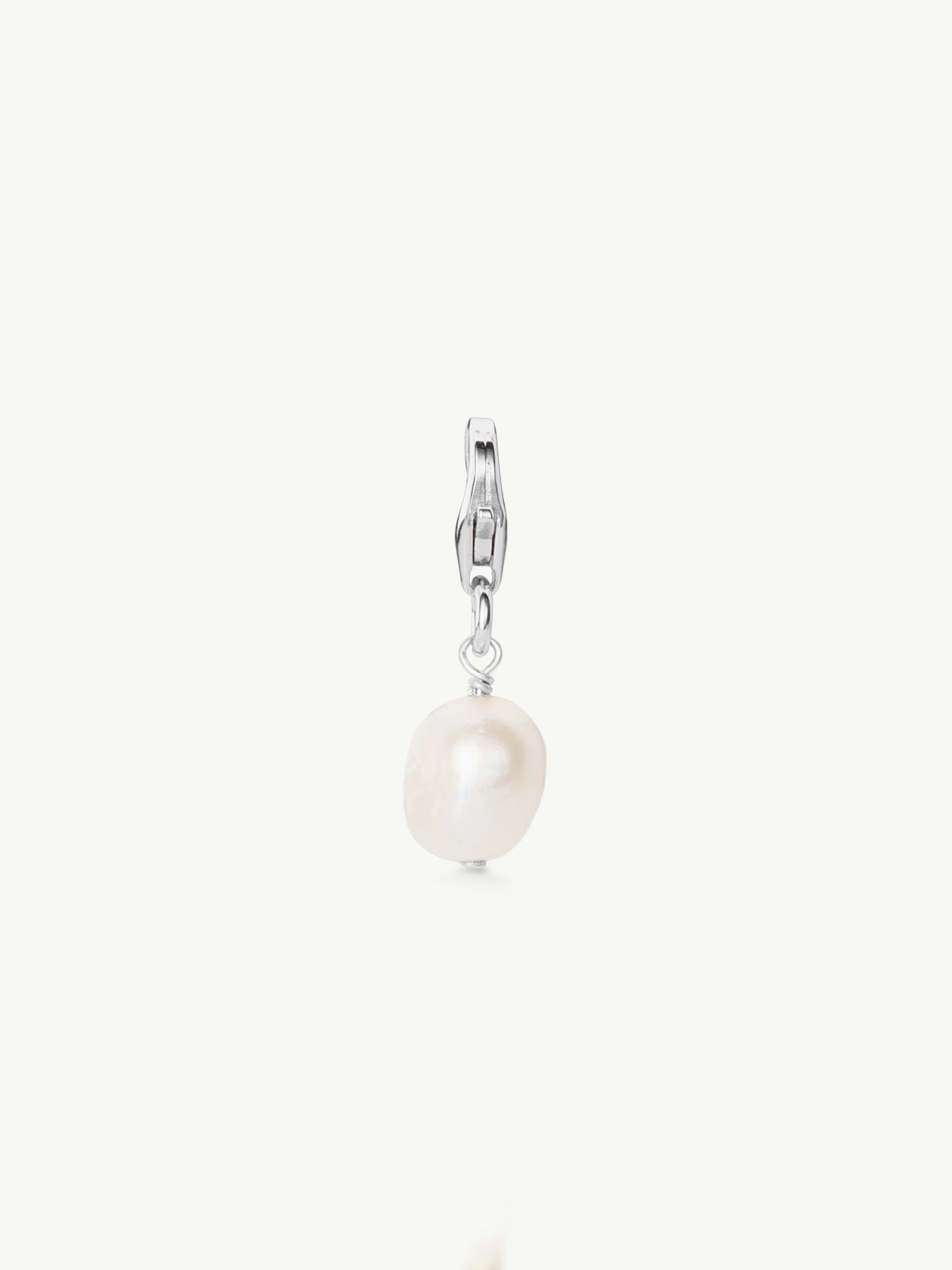 Pearl Bracelet Charm - Image 7