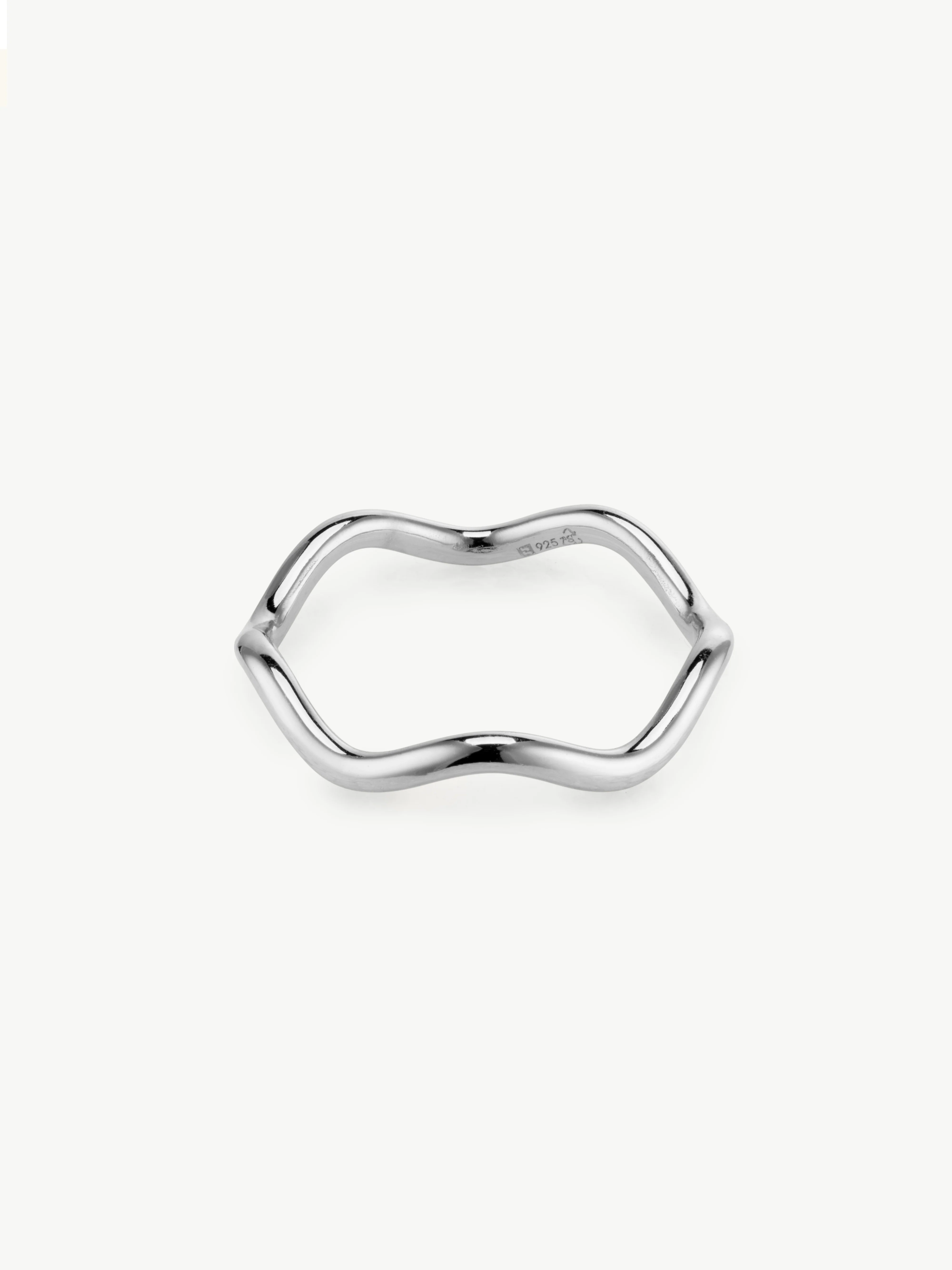 Simple Wave Ring - Image 4